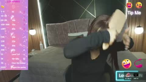 Natasha Mason online show from 05/12/26, 07:33