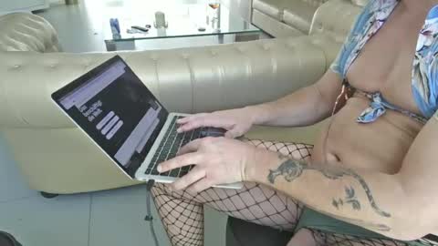 ownedbythw bestgoddess online show from 06/28/26, 09:37