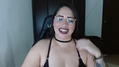 Natasha Smithe  online show from 10/13/25, 08:42