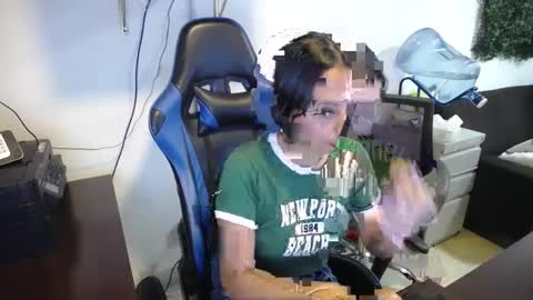 Snapshot of natashax_hot chatting on 02/12/25, 07:35 Natashax  online show from 02/12/25, 07:35