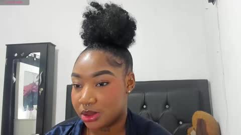 Natassha  online show from 10/28/25, 12:36