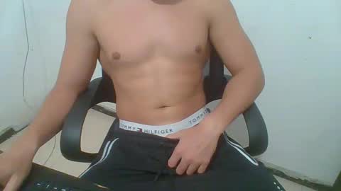 Snapshot of nate_belleri chatting on 12/15/24, 10:47 Nate belleri online show from 12/15/24, 10:47