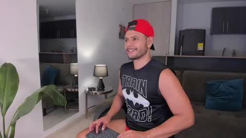 Snapshot of nate_ocean chatting on 01/22/25, 12:27 Nate Ocean online show from 01/22/25, 12:27