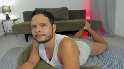 Snapshot of nate_ocean chatting on 11/25/25, 02:44 Nate Ocean online show from 11/25/25, 02:44