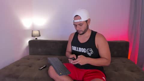 Snapshot of nate_ocean chatting on 11/30/25, 11:31 Nate Ocean online show from 11/30/25, 11:31