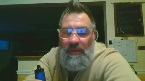 Snapshot of nateemkow chatting on 12/04/24, 12:30 lombardIL online show from 12/04/24, 12:30