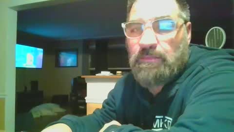 Snapshot of nateemkow chatting on 01/19/25, 02:47 lombardIL online show from 01/19/25, 02:47