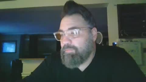 Snapshot of nateemkow chatting on 02/09/25, 02:49 lombardIL online show from 02/09/25, 02:49