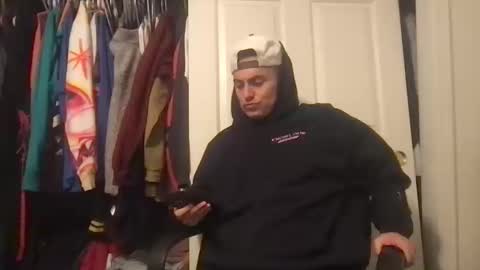 Snapshot of natetheexplorer chatting on 10/10/25, 04:44 natetheexplorer online show from 10/10/25, 04:44