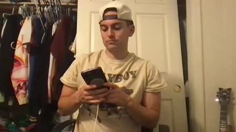 Snapshot of natetheexplorer chatting on 10/23/25, 06:56 natetheexplorer online show from 10/23/25, 06:56