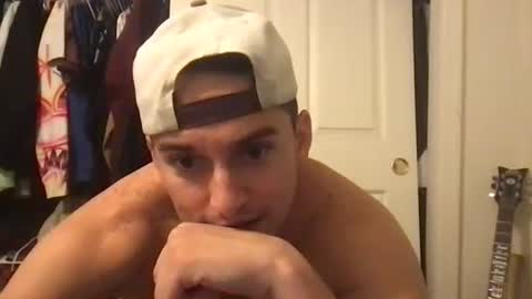 Snapshot of natetheexplorer chatting on 10/25/25, 01:57 natetheexplorer online show from 10/25/25, 01:57