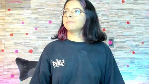 Snapshot of nath_redrex chatting on 02/15/26, 11:01 Nath online show from 02/15/26, 11:01