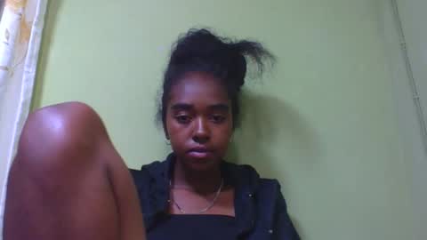 Snapshot of nathaaldy chatting on 10/06/25, 06:16 nathaaldy online show from 10/06/25, 06:16