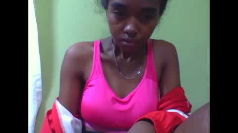 Snapshot of nathaaldy chatting on 10/14/25, 04:35 nathaaldy online show from 10/14/25, 04:35