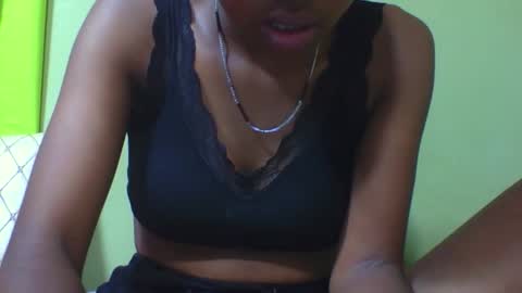 Snapshot of nathaaldy chatting on 10/21/25, 05:46 nathaaldy online show from 10/21/25, 05:46