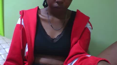 Snapshot of nathaaldy chatting on 10/24/25, 03:03 nathaaldy online show from 10/24/25, 03:03