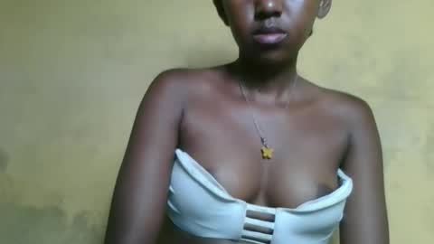 Snapshot of nathalia069 chatting on 02/05/26, 08:41 nathalia069 online show from 02/05/26, 08:41