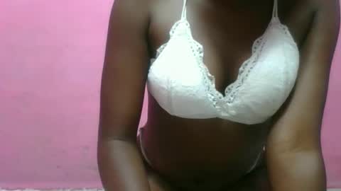 Snapshot of nathalia069 chatting on 02/23/26, 06:22 nathalia069 online show from 02/23/26, 06:22