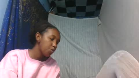 nathalia069 online show from 06/17/26, 01:34