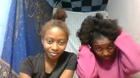 nathalia069 online show from 06/18/26, 01:15