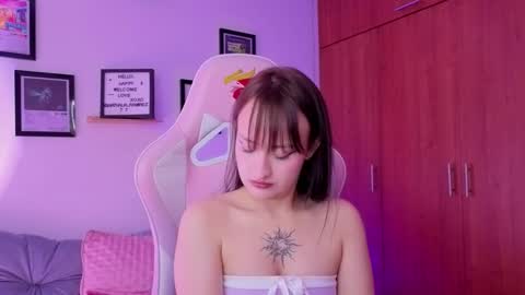 Snapshot of nathalia_ramirez_ chatting on 03/10/26, 06:07 Nathalia Ramirez online show from 03/10/26, 06:07