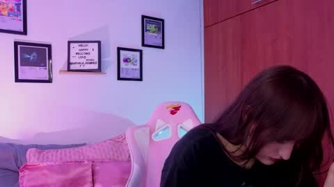 Snapshot of nathalia_ramirez_ chatting on 03/19/26, 04:38 Nathalia Ramirez online show from 03/19/26, 04:38