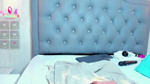 N A T H A L I A online show from 03/02/25, 05:04