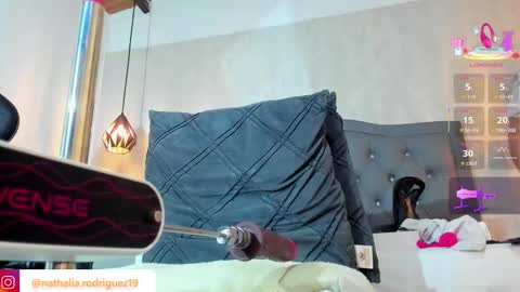 N A T H A L I A online show from 09/19/25, 04:18