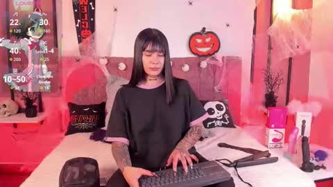 nathalia_stone online show from 10/26/25, 12:44