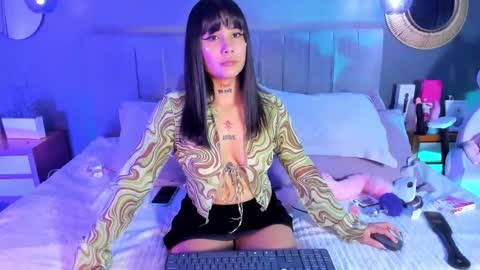 Snapshot of nathalia_stone_ chatting on 01/14/26, 05:24 nathalia stone online show from 01/14/26, 05:24