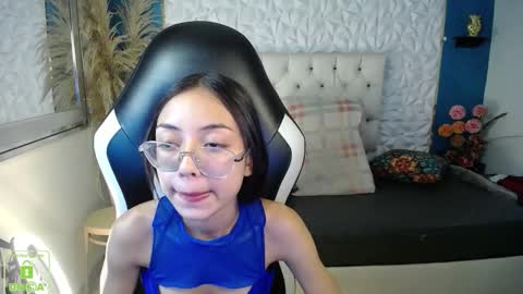 Snapshot of nathaliasweet_1_ chatting on 02/16/26, 02:46 nathaliasweet_1_ online show from 02/16/26, 02:46