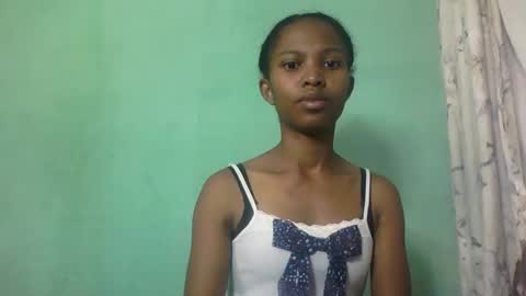 nathalie004 online show from 10/16/25, 05:19