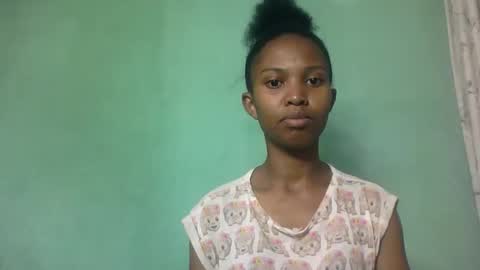 nathalie004 online show from 10/23/25, 05:51