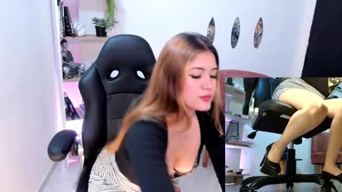 NATHALIE online show from 11/01/25, 12:51