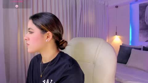 NATHALIE online show from 06/07/26, 11:25