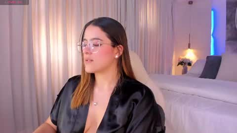 NATHALIE online show from 07/28/26, 04:39