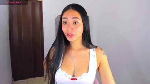 Nathalie online show from 06/11/26, 04:49