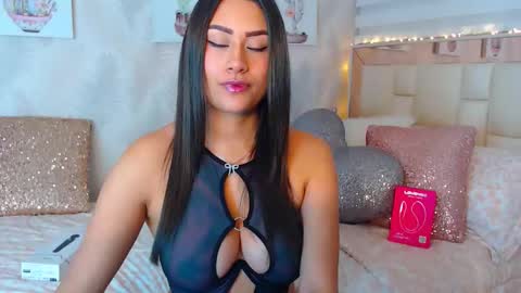 Nathalie Rose online show from 04/02/26, 08:56