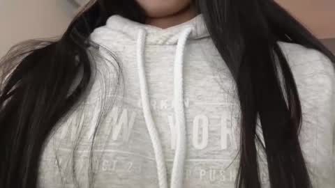 Snapshot of nathaly_blue chatting on 12/06/24, 11:47 nathaly_blue online show from 12/06/24, 11:47