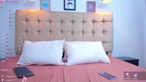 nathaly_rose__ online show from 02/12/25, 01:30