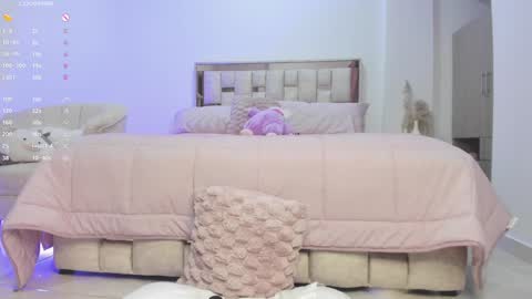    online show from 01/08/25, 07:45