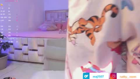    online show from 10/05/25, 02:54