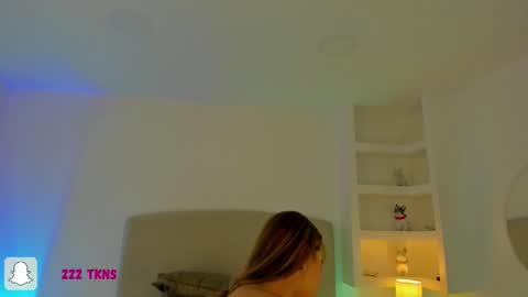 NATHALY  online show from 02/04/26, 10:32