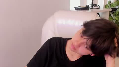 nathalyy_ds online show from 06/12/26, 05:12