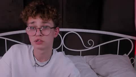 Nathan online show from 09/16/25, 09:38