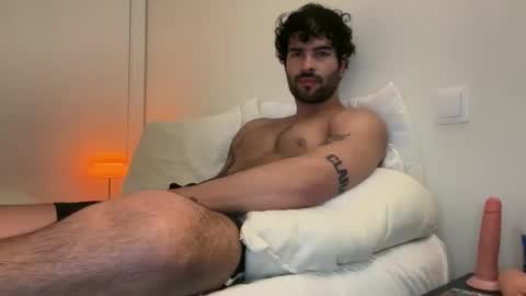 Snapshot of nathan_gael chatting on 05/31/26, 06:09 Nathaniel online show from 05/31/26, 06:09