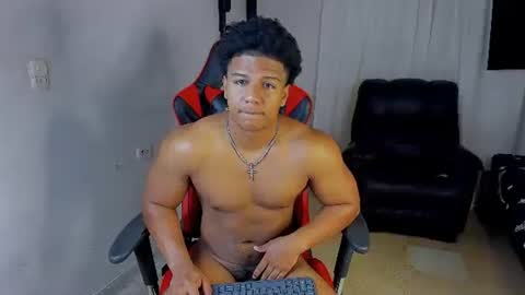 Snapshot of nathan_yess chatting on 10/13/25, 05:35 Nathan online show from 10/13/25, 05:35