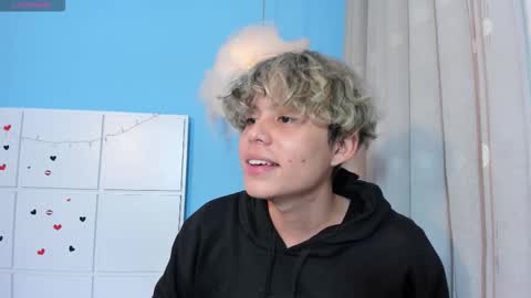 nathanbell1 online show from 10/06/25, 04:43