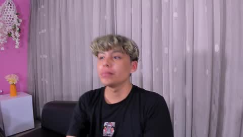 nathanbell1 online show from 10/22/25, 08:03