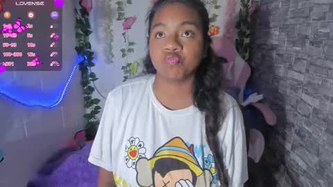 Snapshot of nathasha_jhonsom_ chatting on 02/22/26, 06:57 Naty online show from 02/22/26, 06:57